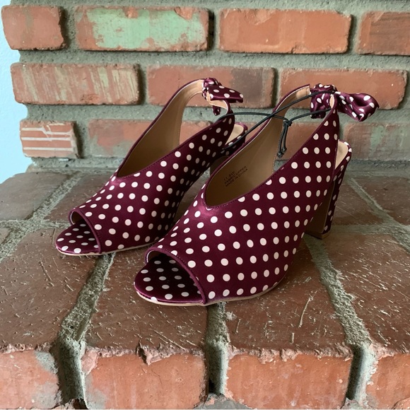 torrid Shoes - NWT Torrid Multi Dot Knot Slingback Heels Maroon Polka Dot Sz 11.5